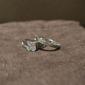 Elegant Silver Ring Set